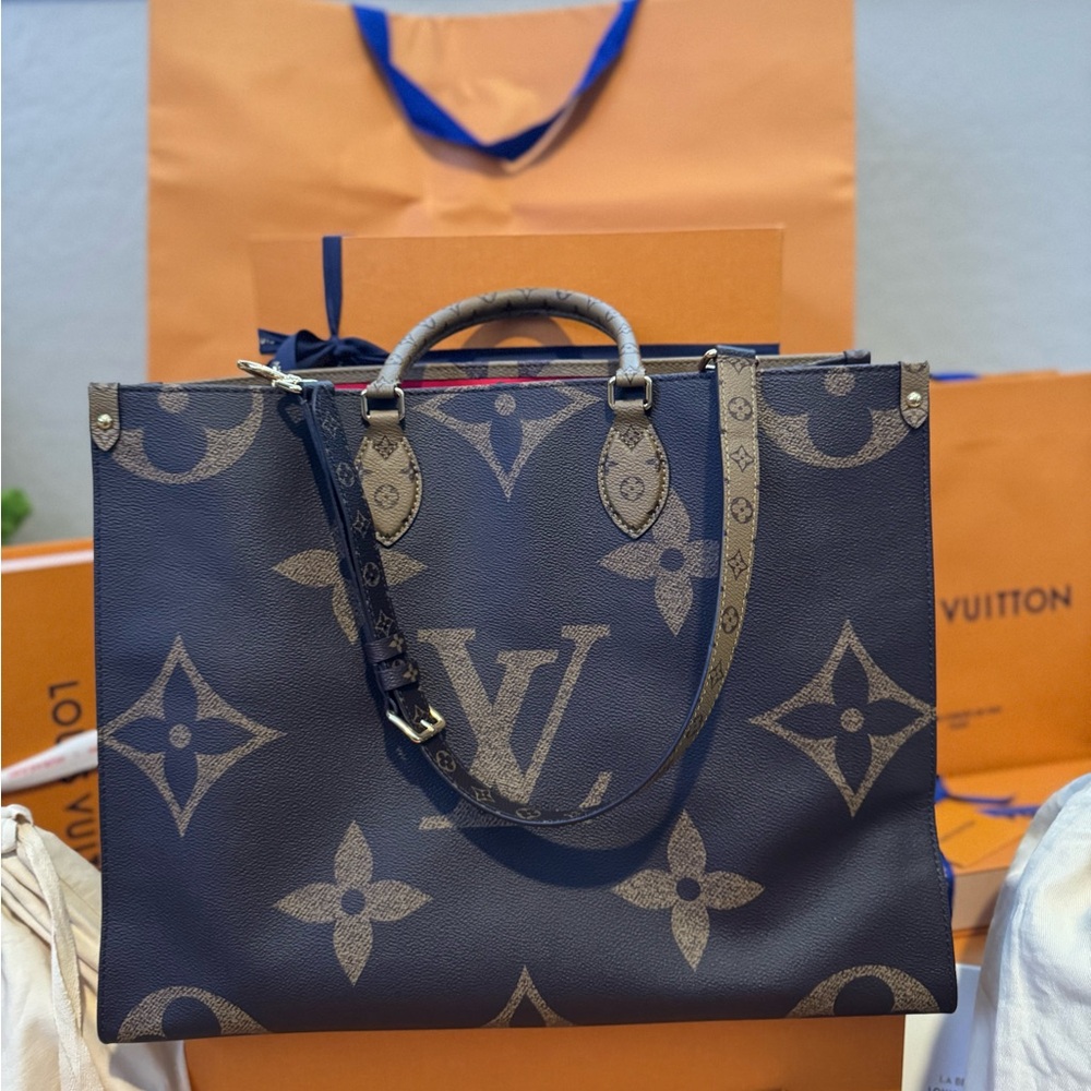 Louis Vuitton On The Go Voyage Trolley Bag